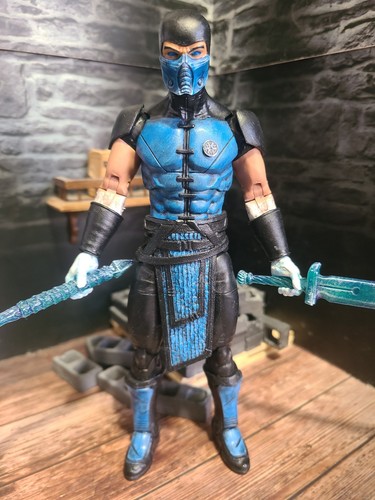 Sub-zero custom action figure - Picture 2 of 6