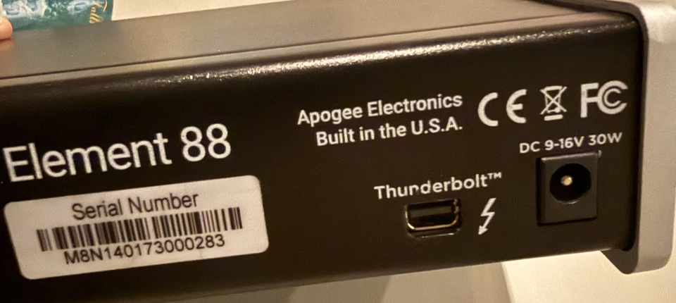 Interfaz de audio Thunderbolt Apogee Element 88 16x16 pulgadas Foto 3 de 4