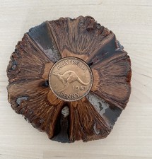 1947 Australian One Penny Coin Mounted In Geoff Baker Banksia Australia Souvenir