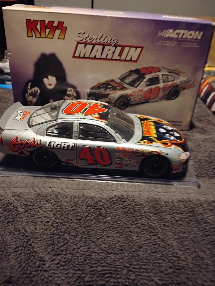 Sterling Marlin #40 Coors Light Kiss Action escala 1:24 2001 NASCAR Intrepid R/T Foto 3 de 4