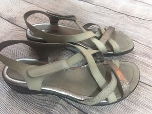 ecco velcro sandals