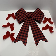 Happy Holidays 13 x 10 Christmas Decoration Bow Plaid 5 - 3 x 3 Red Bows