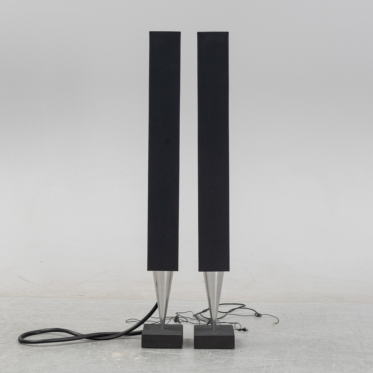 Bang & Olufsen BeoLab 8000 Main / Stereo Speakers for sale Bang & Olufsen BeoLab 8000 Main / Stereo Speakers for sale