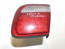Feu arrière Mazda XEDOS 9
