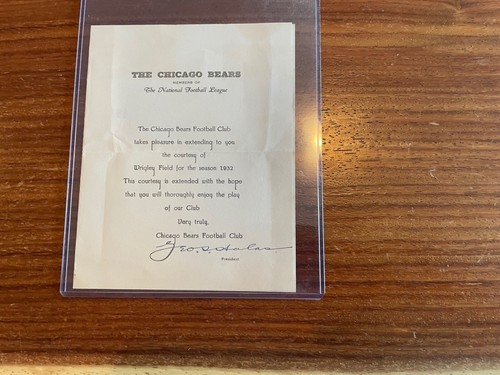 George Halas Signed 1932 CHICAGO BEARS SEASON INVITATION *MEGA-RARE* LOA 9.5!! - Picture 2 of 4