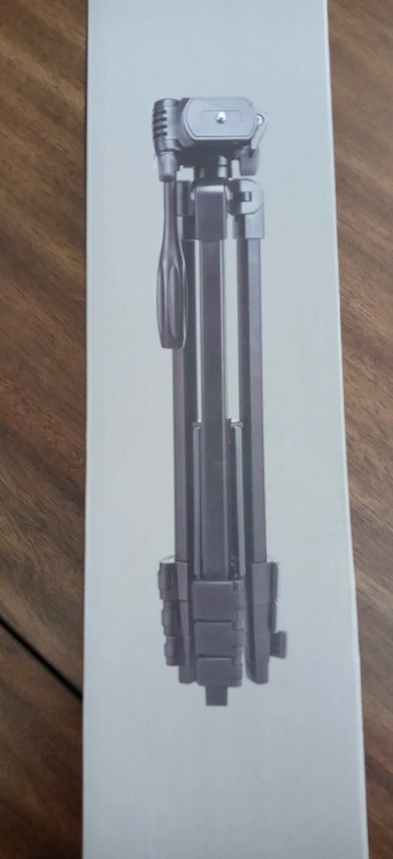 2 in 1 Cell Phone Tripod camera projector.Professional Tripod.New - Image 3 of 4