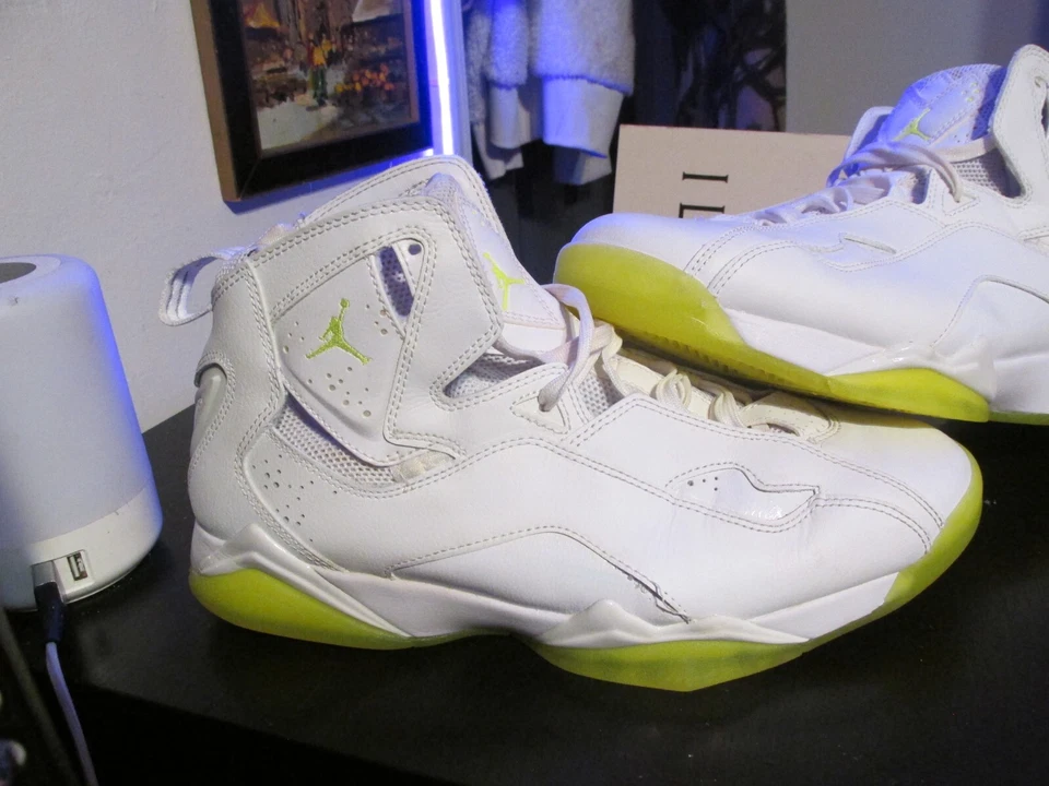 Talla 10.5 - Jordan True Flight White Volt Ice Foto 3 de 4