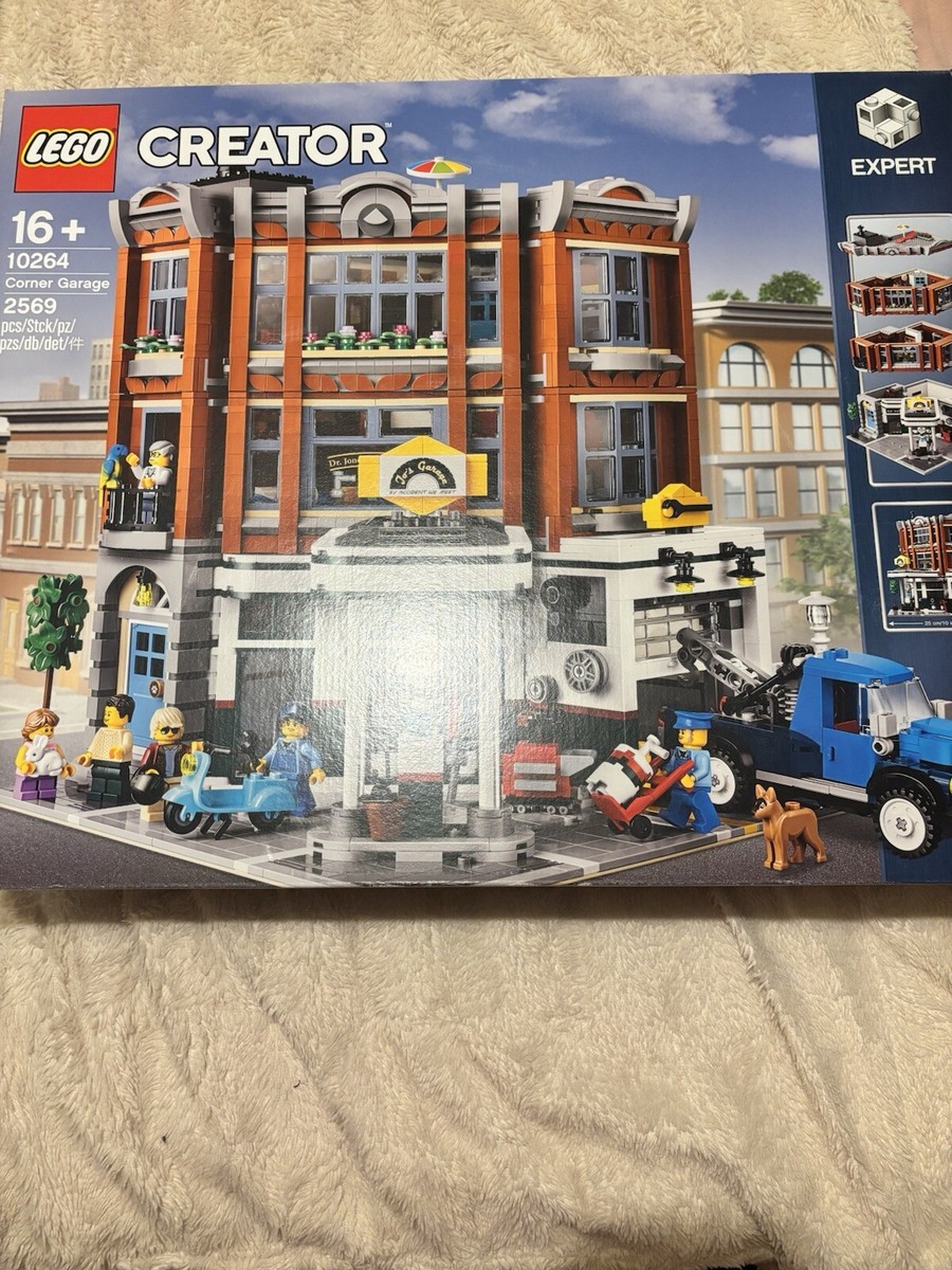 Lego Garage Lego New Modular Building 2019 LEGO 10264 CORNER