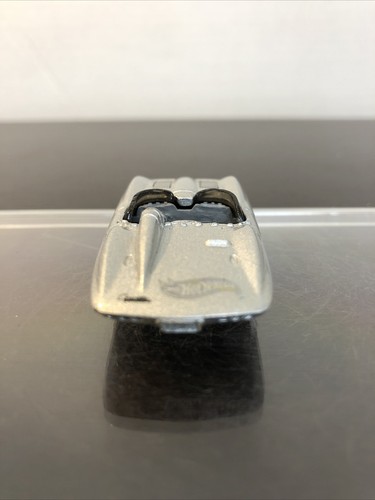 Hot Wheels 2002 Corvette Stingray TMGM Silver 1:64 Die Cast - Picture 5 of 9