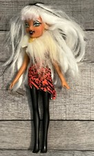 Bratzillaz Glam gets Wicked I Communicate With Animals Sashabella Paws Doll