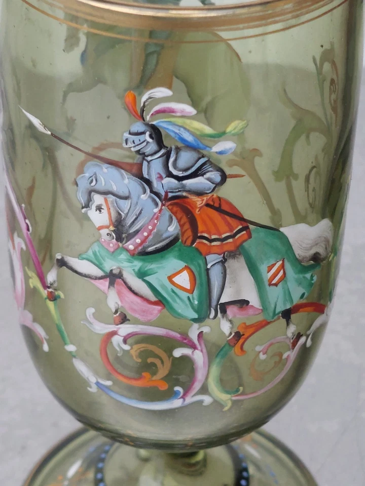Ancien / grand " Verre  émaillée " décor Chevalier  / Jeanne d'Arc à cheval - Photo 4/4