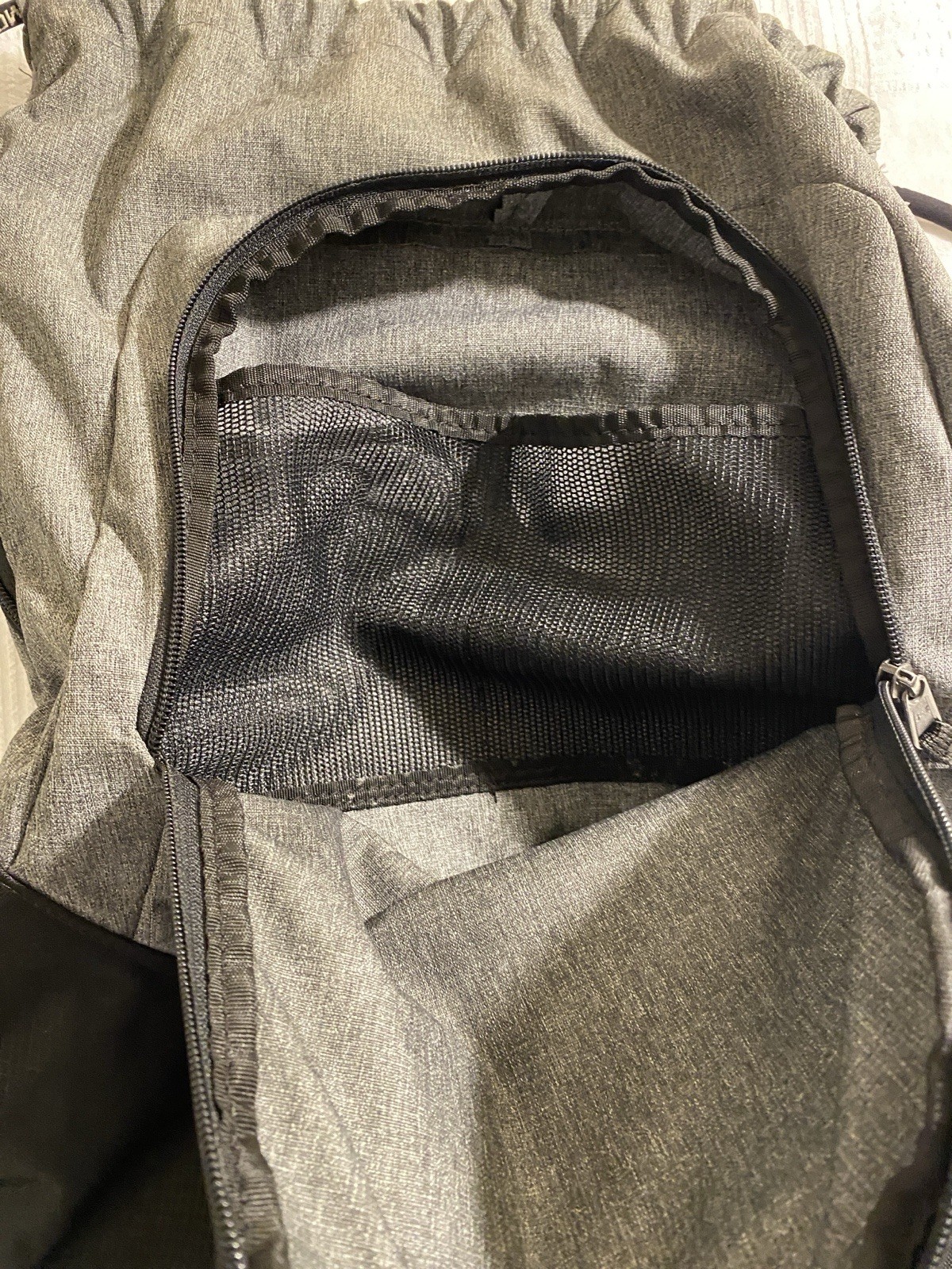 Under Armor Sack pack - image 4