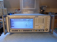 Rohde&Schwarz SMIQ06ATE Vector Signal Generator 300kHz &ndash; 6.4 GHz with LCD