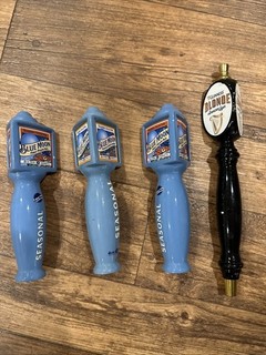 Beer Tap Handle Lot Blue Moon Seasonal Guinness Blonde Ale