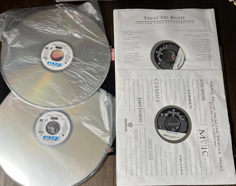 Lot of 2 Laserdisc Dances with Wolves and Wyatt Earp Both 2 Laser Disc Editions - Image 3 of 3