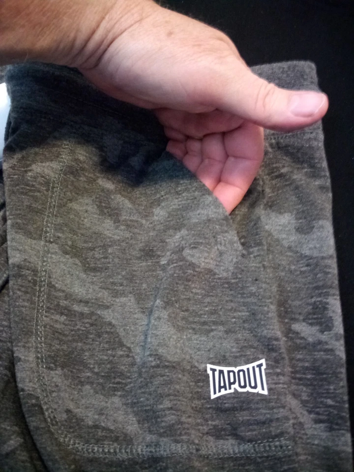 TAPOUT 女式 M 码黑色迷彩卡普里/打底裤背面标志侧袋拉 — 第 4/4 张图片