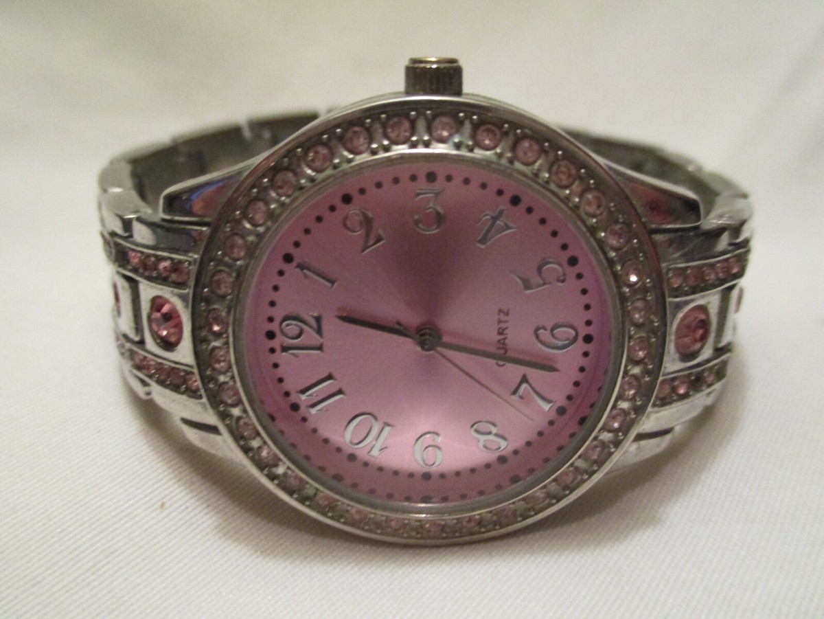 Elegant Pink & Silver Toned Women display picture 2