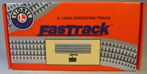 LIONEL FASTRACK REMOTE CONTROL OPERATING STRAIGHT TRACK train fast 6-12054 NEW - Afbeelding 1 van 3