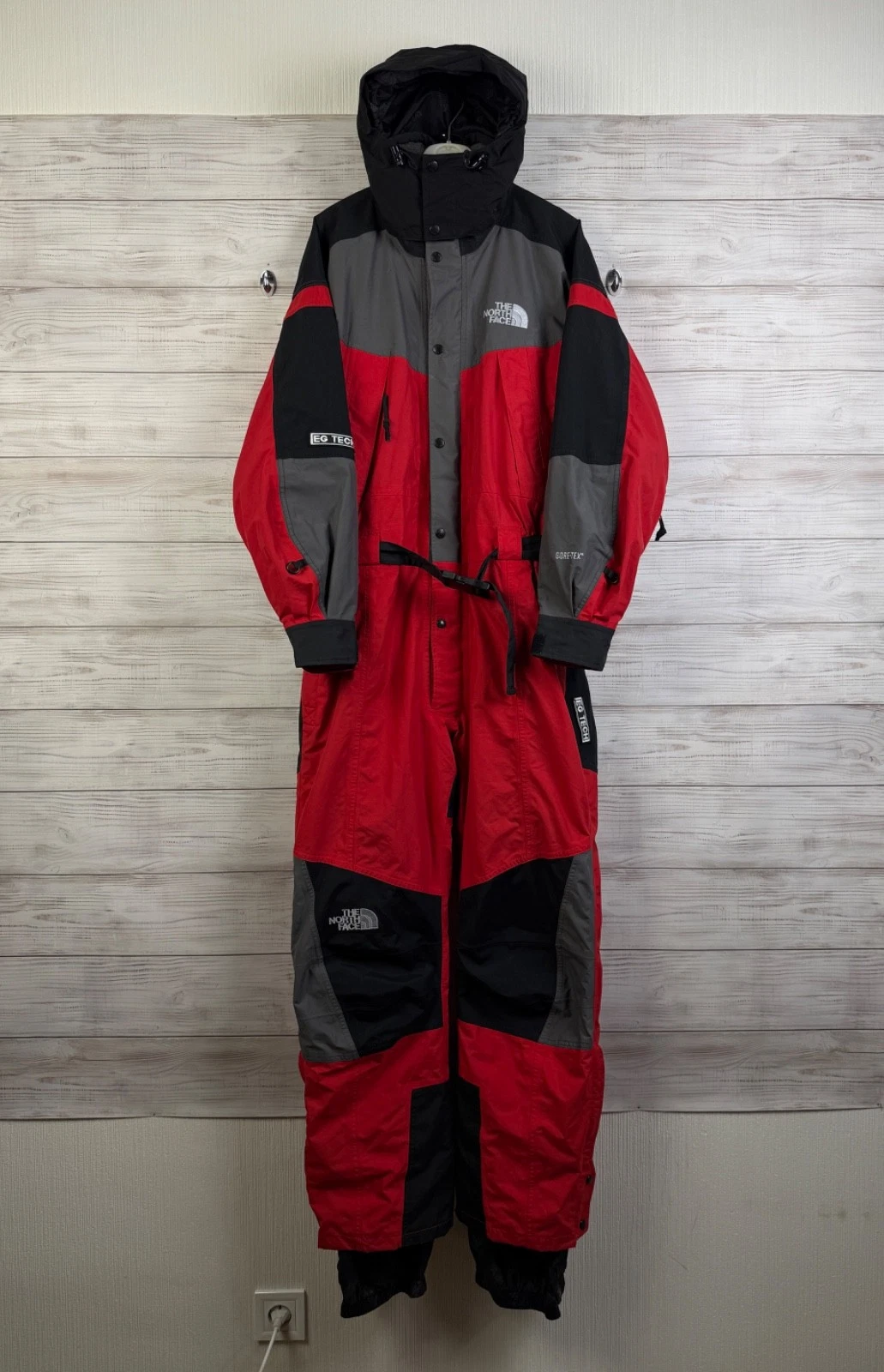 RARE The North Face EG Tech Ski Outdoor Overalls Large
Opens in a new window or tab