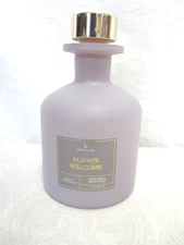 Life In Lilac Always Welcome White Spice & Sueded Cedar Reed Diffuser Oil 7 oz