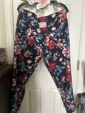 Faded Glory Women's Navy Blue/Flower Print Skinny Pants Size 16, W/ Pockets