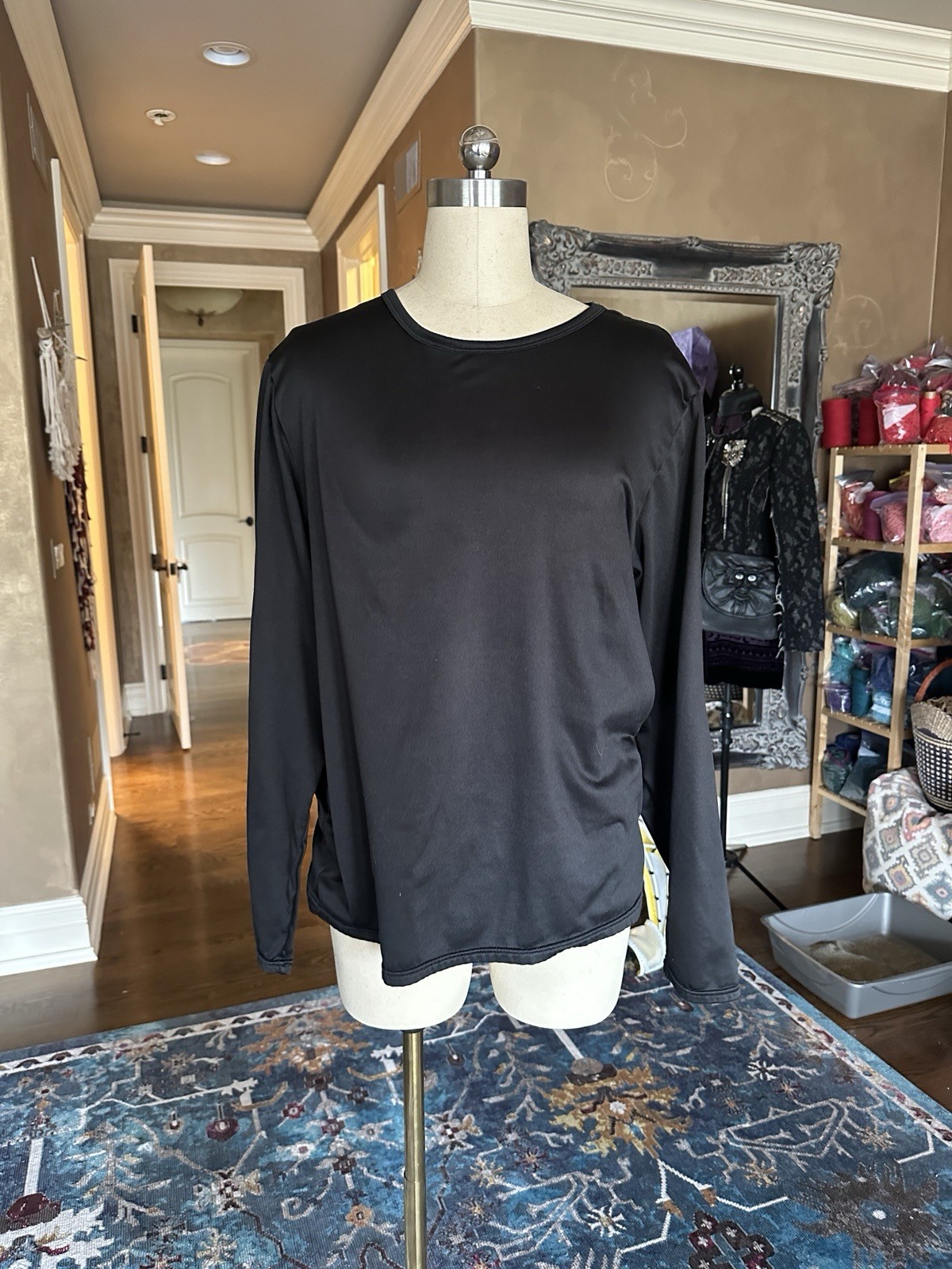 Base Layer Sweater Medium Black - image 1