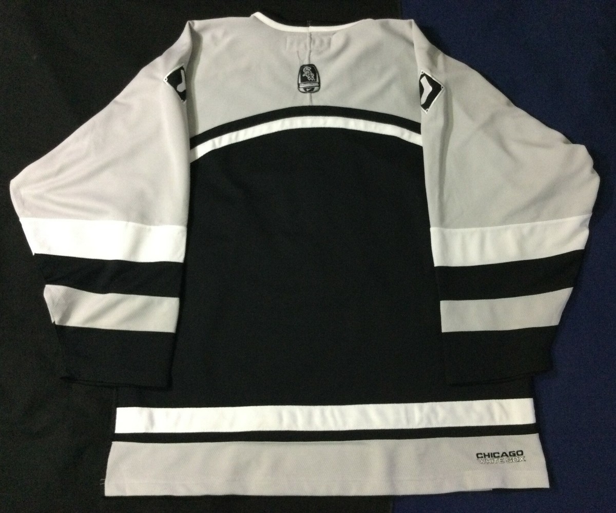 【タグ付き Mサイズ】NIKE CHICAGO WHITE SOX ユニフォーム Chicago White Sox Nike Men's Grey Road Replica Jersey