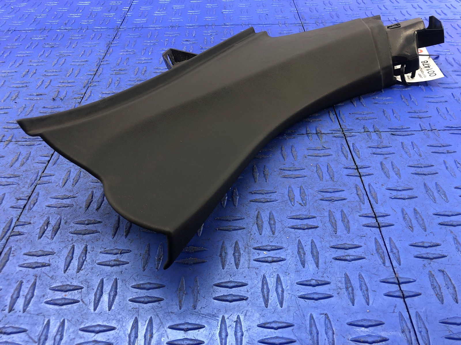 2008-2015 AUDI R8 REAR RIGHT LOWER QUARTER PANEL TRIM COVER BLACK 427867036 OEM