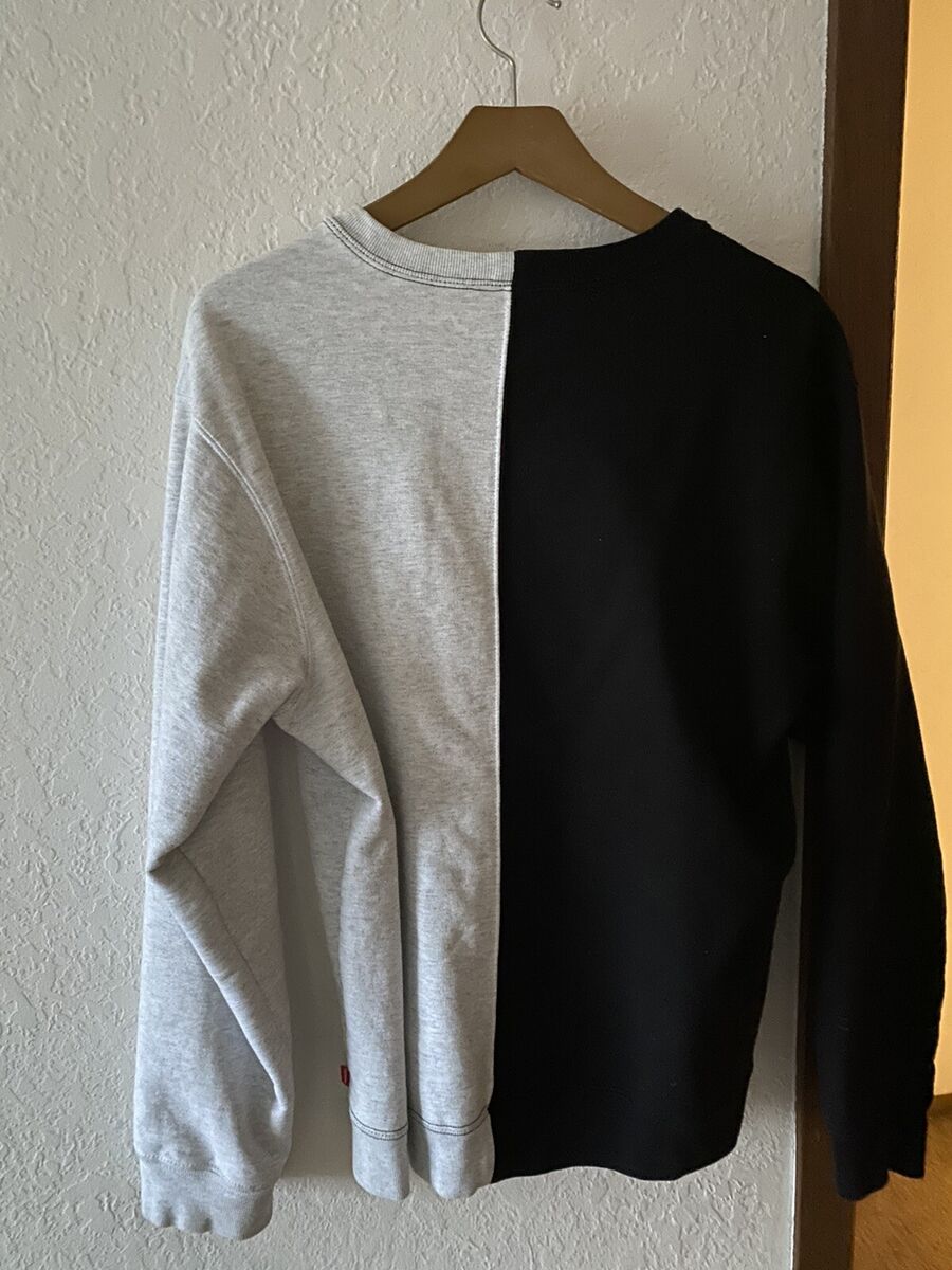 Supreme Split Gray Black Crewneck Sweatshirt FW18 EUC Size M Supreme Split Gray Black Crewneck Sweatshirt FW18 EUC Size M