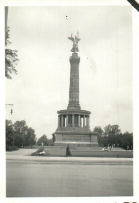  Foto, I.R.6.: Nchr.Zg. Berlin1934: Die Siegessäule im Tiergarten (MB)21311