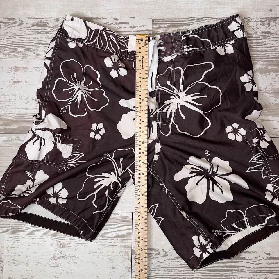 Pantalones Cortos Merona Board Hombres Grandes Marrón Floral Bolsillos de Carga Ajuste Térmico Verano Playa Foto 4 de 4