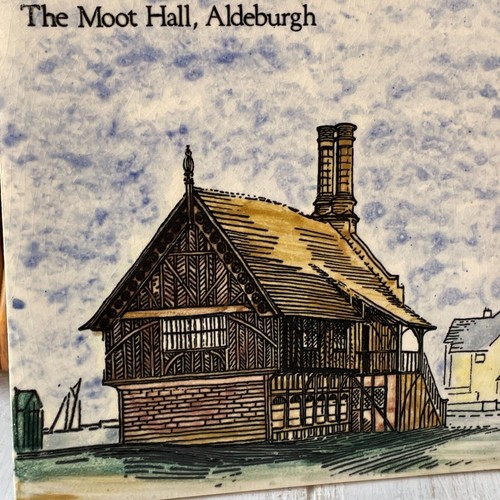 Vintage Hereford Tiles The Moot Hall Aldeburgh Suffolk Ceramic Tile 6" Square - Picture 3 of 6