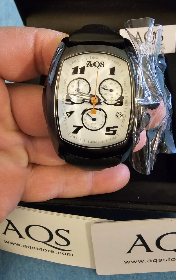 AquaSwiss 计时码表 Prizm W Date 白色表盘 全新带盒 带纸 — 第 3/4 张图片