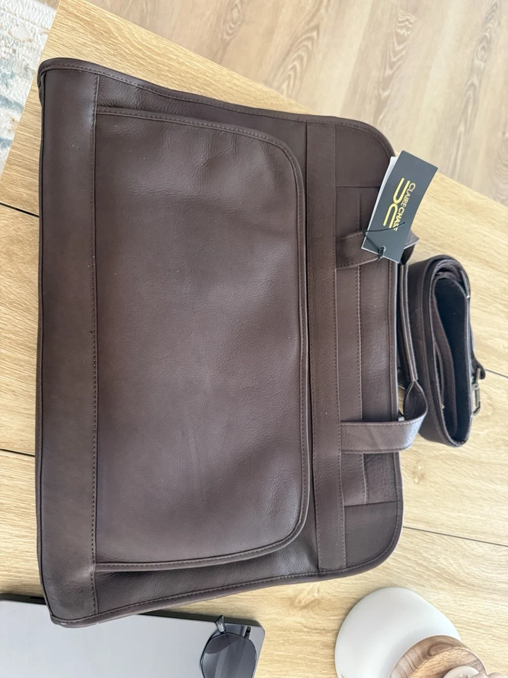 Maletín profesional legendario Claire Chase. Cuero colombino marrón oscuro Foto 2 de 4