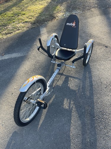Mobo Three Wheel Recumbent Tricycle Silver with Flame Graphics