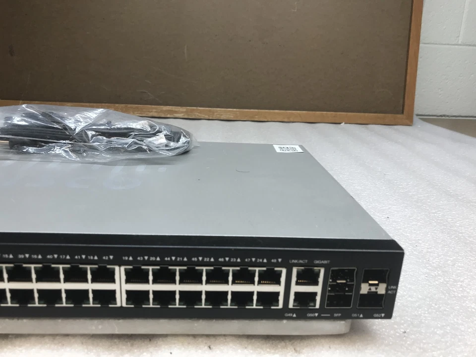 Cisco SG350-52 52-Port Gigabit Managed Switch SG350-52-K9 V01 w/ Power Cable - Image 3 of 4