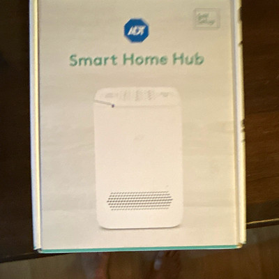 ADT Self Setup Smart Home Hub S40LR1-01 Wi-Fi Z-Wave Google Assistant