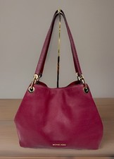 Borsa a tracolla grande Michael Kors Raven in pelle rosso bordeaux