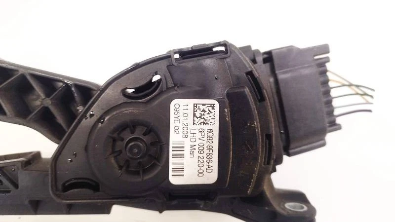 Volvo S80 2008 Accelerator throttle pedal (potentiometer) 6G929F83 FR2165169-43 - Photo 3/4