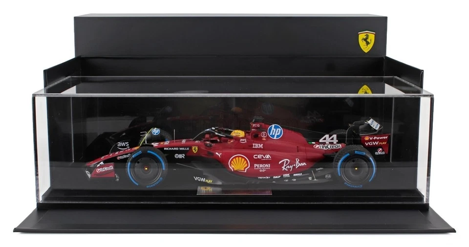 Lewis Hamilton Ferrari SF-23 First Test  1/18 Scale Model Car By Looksmart - Image 3 of 4