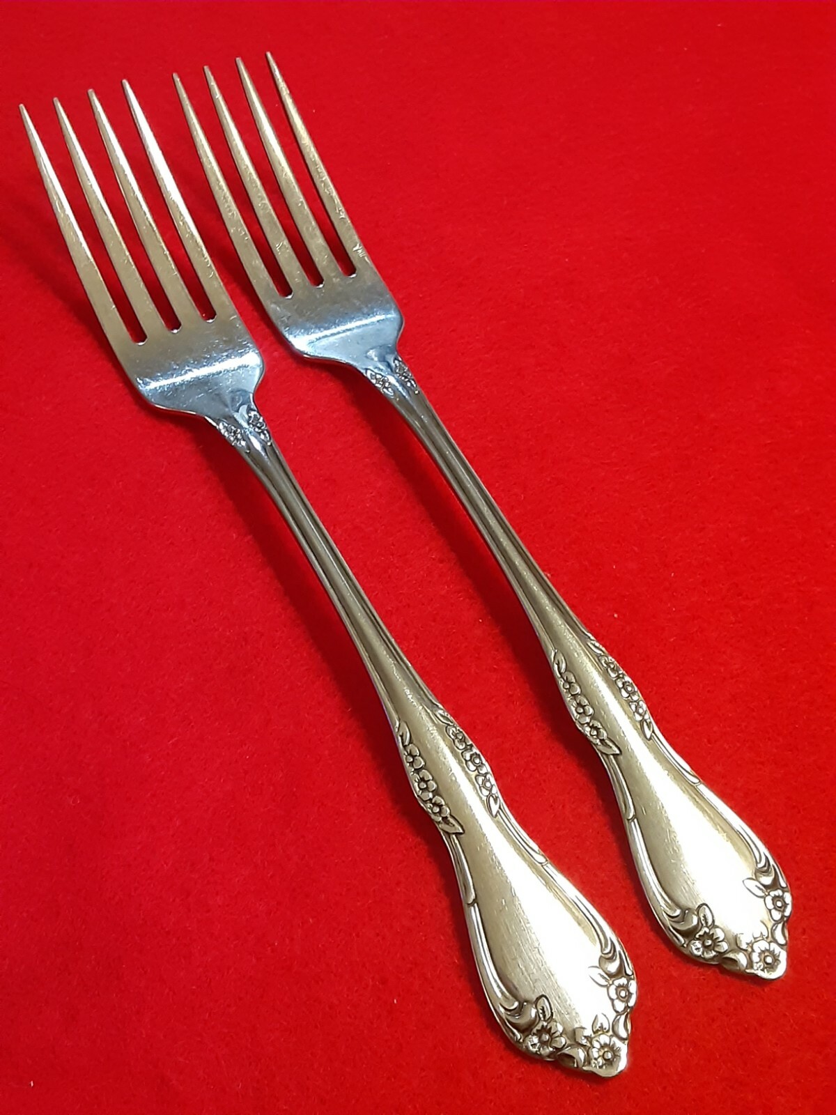 Wm A Rogers Oneida Ltd MANSFIELD Amadeus Deluxe Stainless Flatware 8