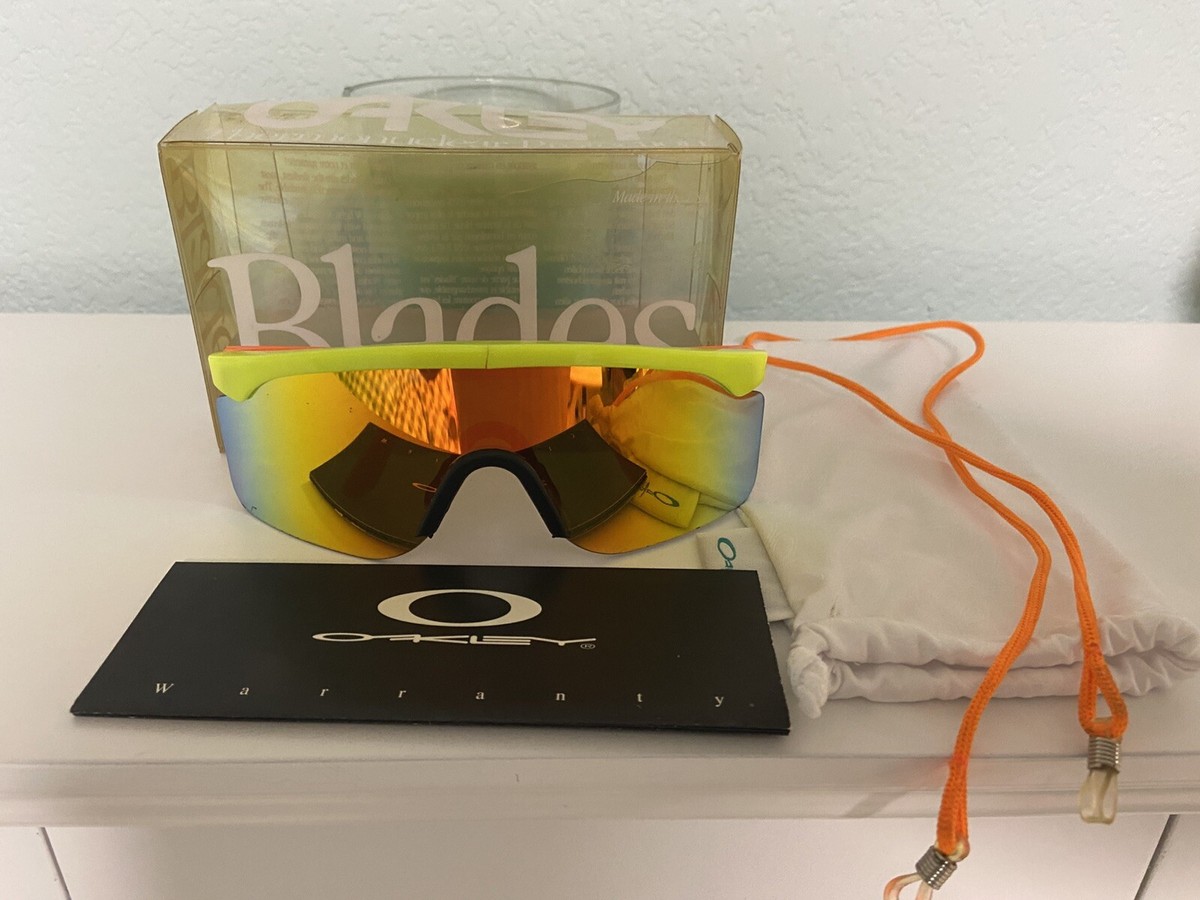 オークリー Oakley Razor Blade Neon oakJP Oakley Razor Blades Neon Yellow Sunglasses with Box From