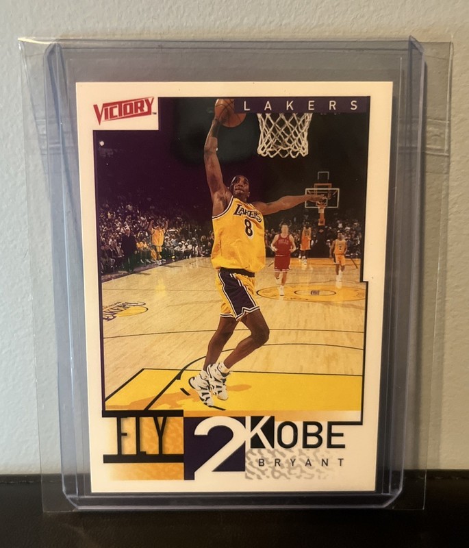 Upper Deck 2000 Victory Fly 2 Kobe Bryant #288 Lakers NBA Basketball Card