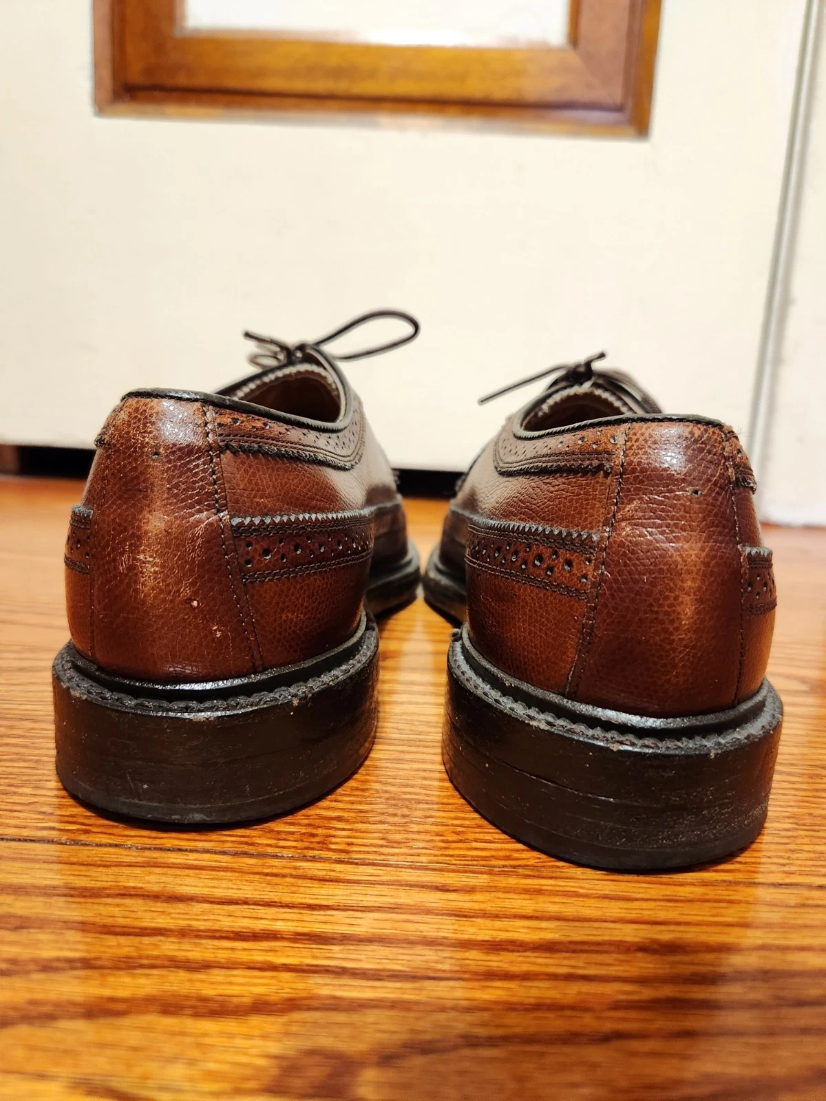 THOM BROWNE Scarpe eleganti vintage Thom McAn Wingtips da uomo 10 5 in pelle marrone (Royal Lancers)