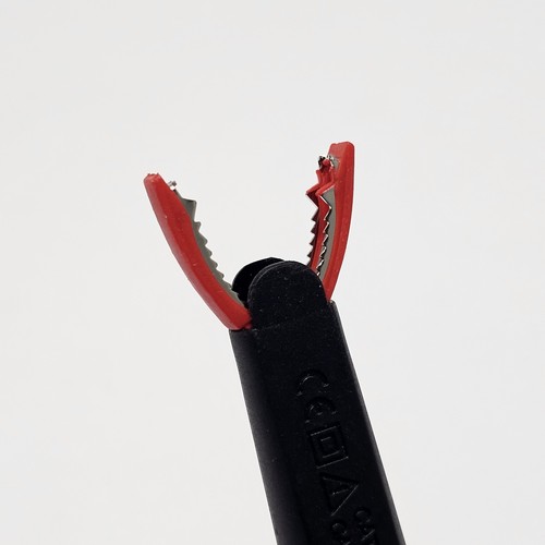 Fluke AC220 SureGrip Alligator Clip One Piece Only Red Positive Used Good - Picture 4 of 4