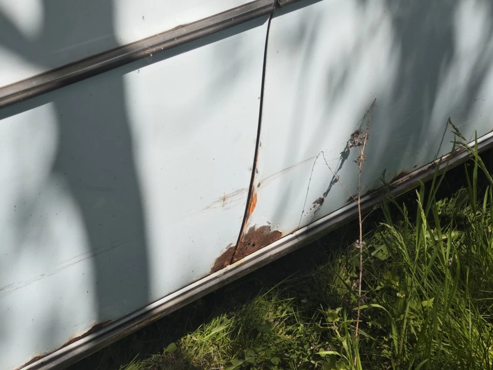 Daimler-Benz 200 D/8  himmelblau  Diesel - Bild 4 von 4