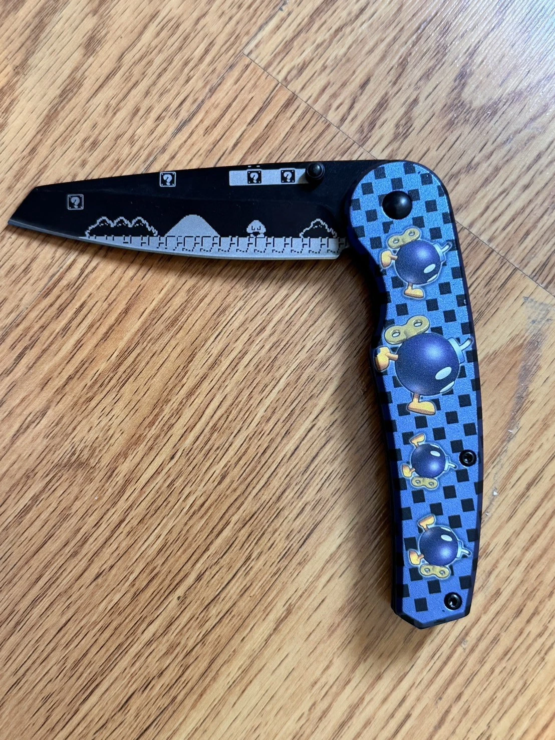 Bob-omb Living Bombs Nintendo Super Mario Spring Assisted Open Pocket Knife9”
