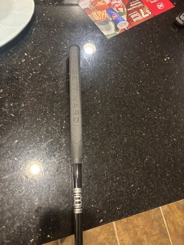 Putter para zurdos Bettinardi Inovai Rev 6.0 con cubierta Tour 34 pulgadas Foto 2 de 4