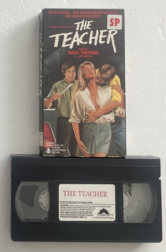 THE TEACHER VHS 1974 Erotic Thriller Angel Tompkins NEAR MINT CONDITION - Picture 4 of 4