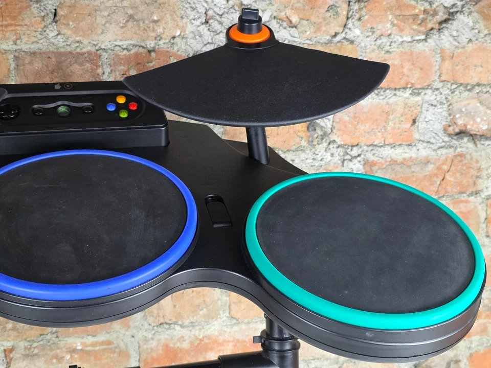 Guitar Hero World Tour Xbox 360 Wireless Drum Kit Drums Bundle Controller & Game - Image 4 of 4